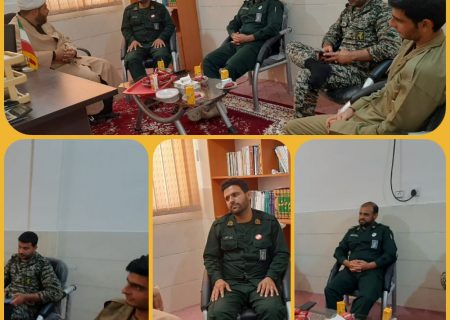 دیدار فرمانده عملیاتی گردان امام رضا(ع) هندیجان با سرپرست اداره تبلیغات اسلامی