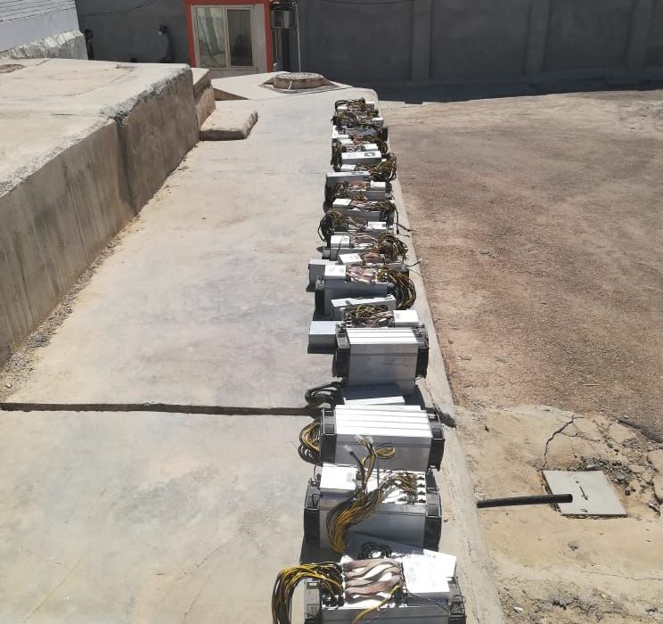 کشف دستگاه های غیرمجازاستخراج بیت کوین درمیانکوه شهرستان امیدیه