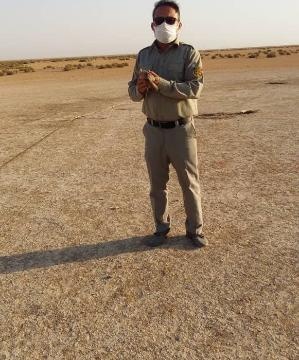 تخریب ۲ باب کوه توسط یگان حفاظت محیط زیست شهرستان هندیجان