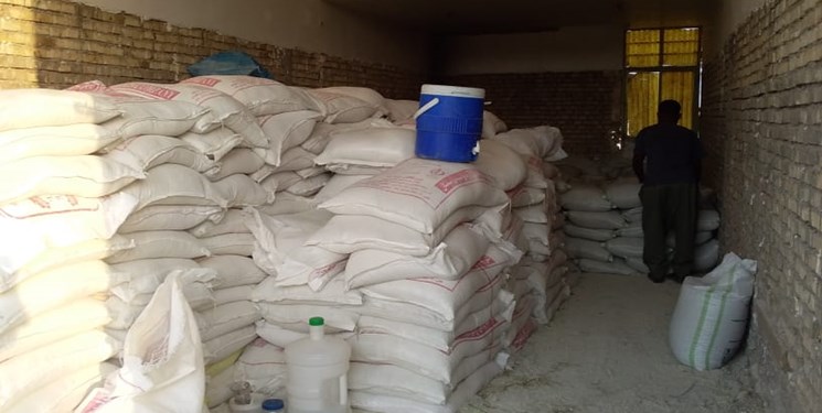 ۹۰ تن کودشیمیایی تقلبی و احتکار شده در شوش کشف شد