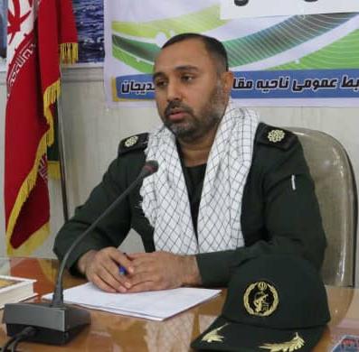 فرمانده ناحیه سپاه هندیجان از پروژه ساخت خانه ها و سرویس های بهداشتی محرومین هندیجان با تلاش گروه های جهادی بسیج خبر داد