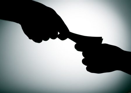 دست رد ماموران وظیفه‌شناس پلیس ‌اهواز به رشوه ۲۱۸ میلیونی