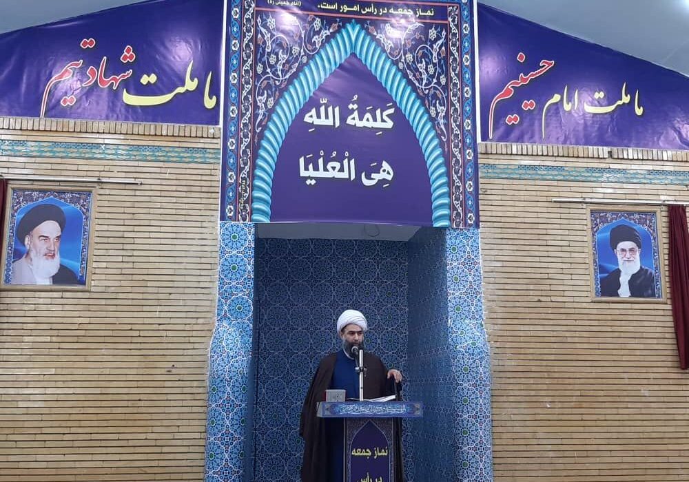 امام جمعه شوش:کارگران نیروی محرکه چرخ اقتصاد کشور هستند