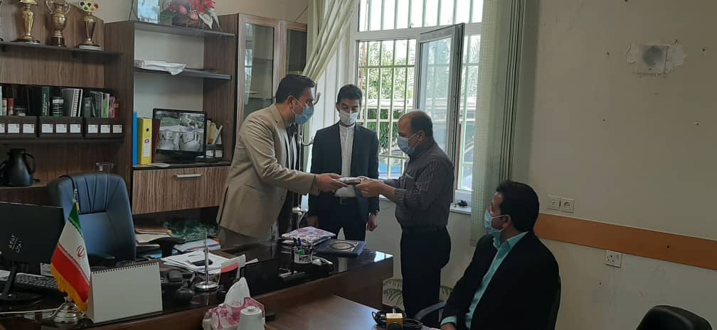 نشست خبری سرپرست اداره منابع طبیعی شهرستان شوش با اصحاب رسانه در محل این اداره برگزار شد