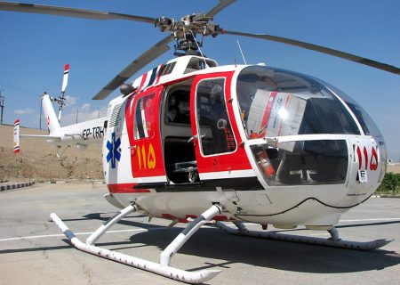 یاری امدادگران هوایی به دو بیمار در شوش