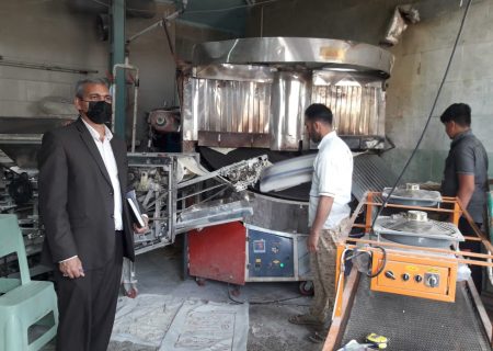 توزیع نان رایگان در بین توانجویان شوش