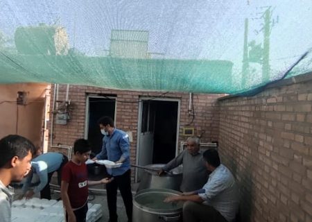 پخت ۵۱۰ پرس غذای گرم برای نیازمندان توسط گروه جهادی شهید خوردکه شهرک بهرام