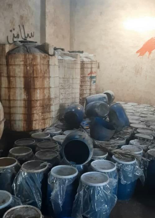 کشف ۹۶۰۰۰ لیتر انواع مشروبات الکلی توسط پاسداران گمنام امام زمان عج سپاه خوزستان