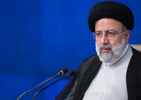 رئیس جمهور: تکلیف امروز ما ایجاد اشتغال و مبارزه با فساد است/ زیارت کربلا باید تسهیل شود