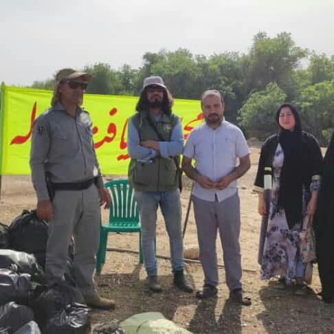 توزیع ۲۵۰۰کیسه زباله در بین گردشگران در روز طبیعت