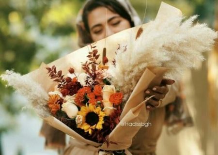 ‌روز معلم را باید به تو تبریک بگویم که به من آموختی تمام انسانها ماندنی نیستند