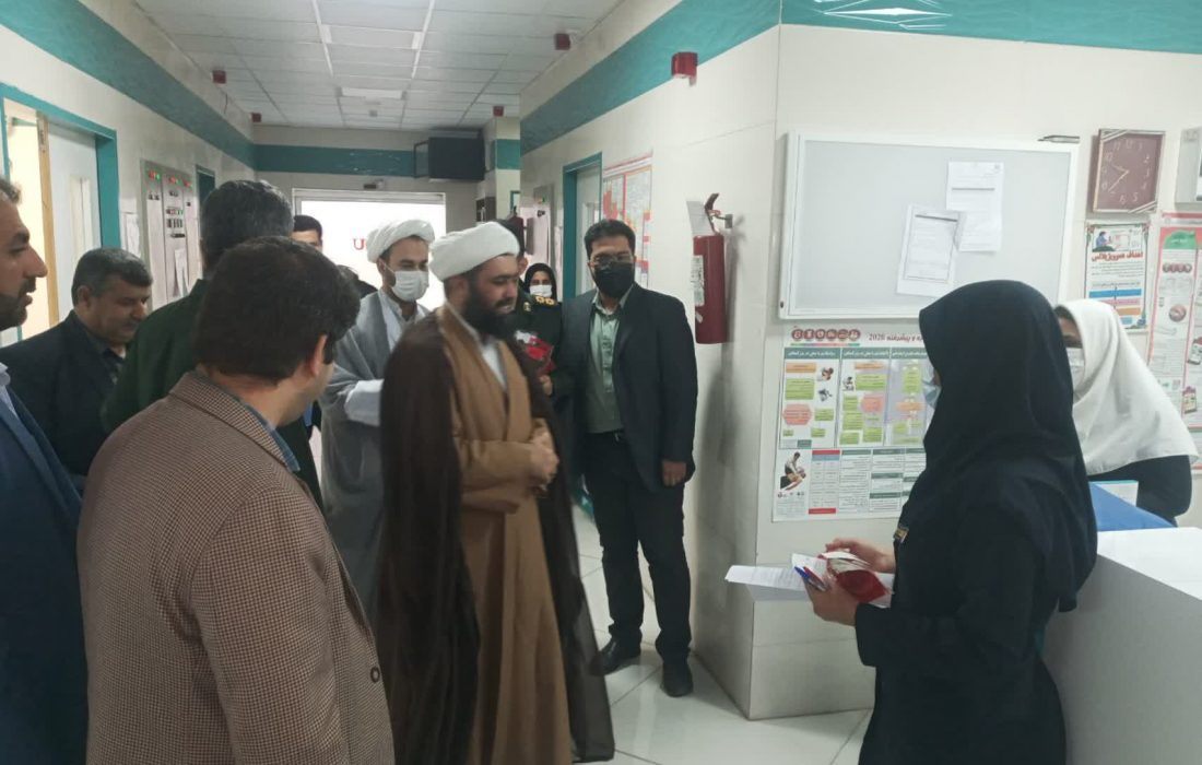 تجلیل از پرستاران در بازدید فرمانده سپاه شوش از بیمارستان نظام ما فی این شهرستان