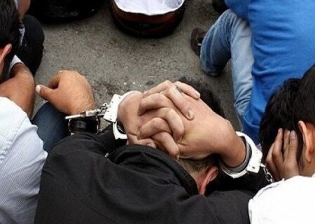 ۲ سارق مسلح تلفن همراه در شوش دستگیر شدند