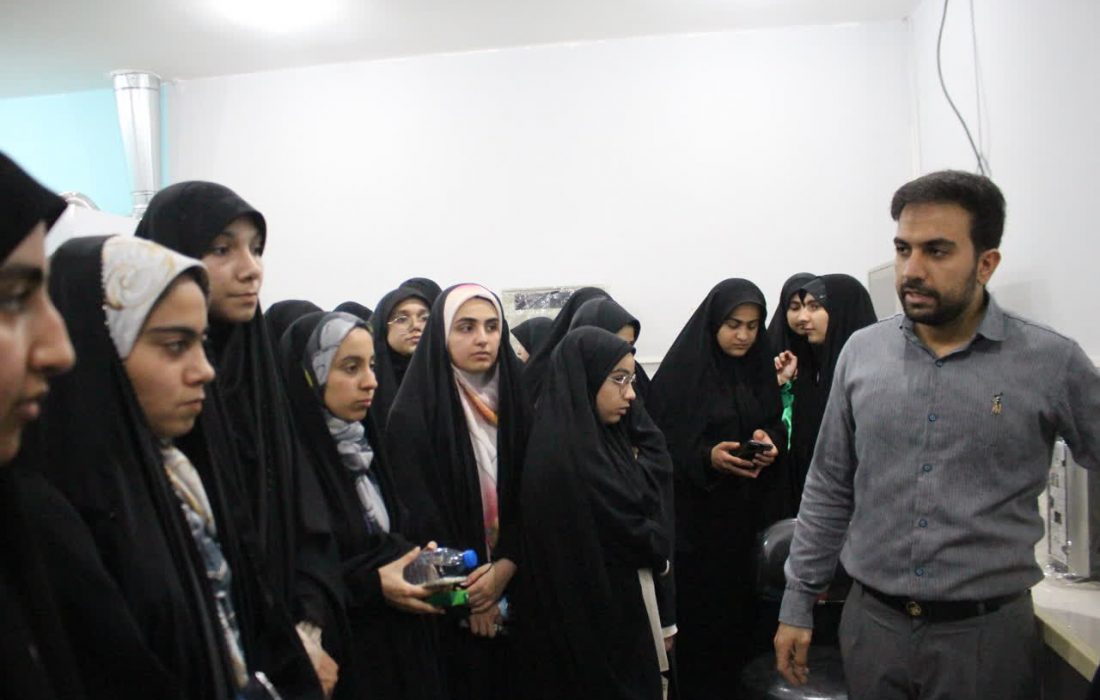 اردوی راهیان پیشرفت دختران دانش آموز شوش به دانشگاه جندی شاپور دزفول