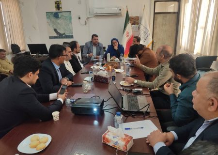 نشست هم‌اندیشی فعالان رسانه‌ و خبرنگاران در میراث جهانی شوش برگزار شد